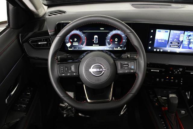 Certified 2026 Nissan Kicks SR FWD image 9