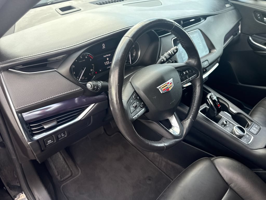 Certified 2023 Cadillac XT4 Luxury w/ Cold Weather Package AWD/4WD image 17