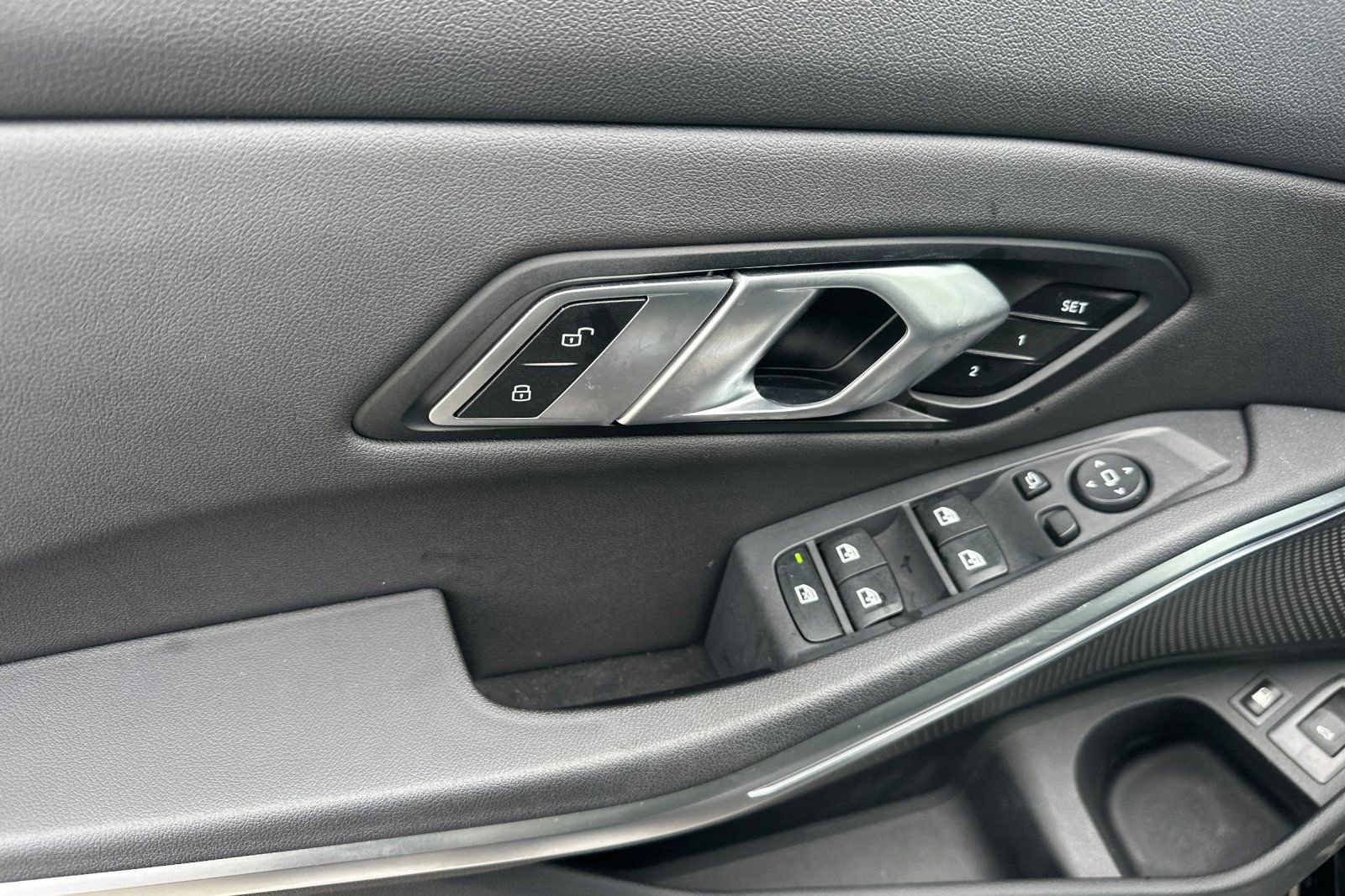 Used 2021 BMW 330e w/ Driving Assistance Package image 12