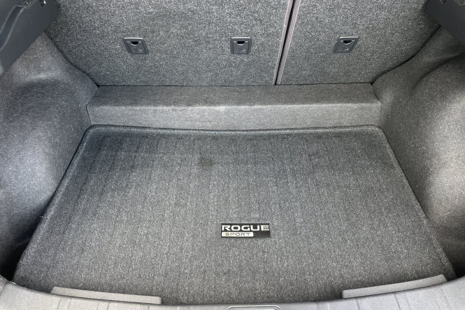 Used 2018 Nissan Rogue Sport S AWD/4WD image 16