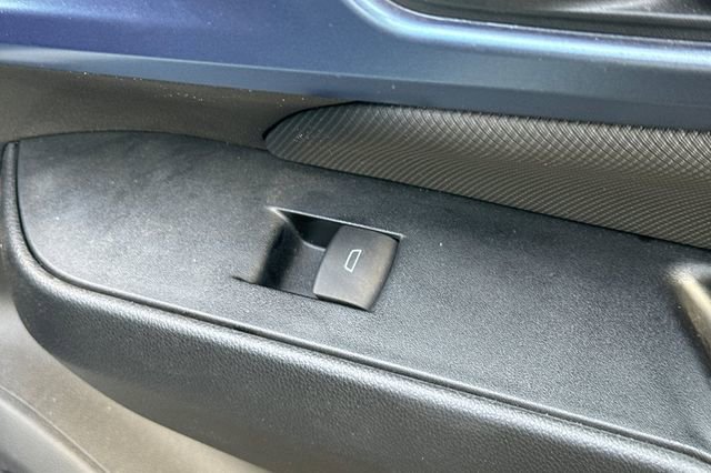 Certified 2024 Chevrolet Equinox EV LT image 21