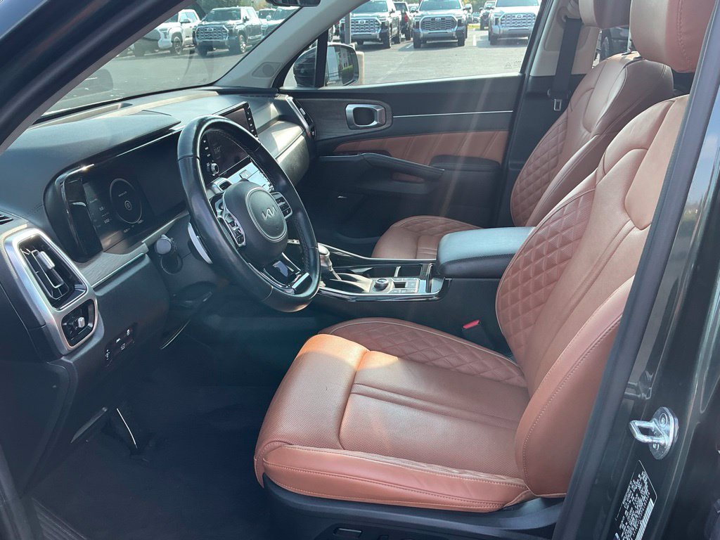 Used 2023 Kia Sorento SX Prestige AWD/4WD image 19