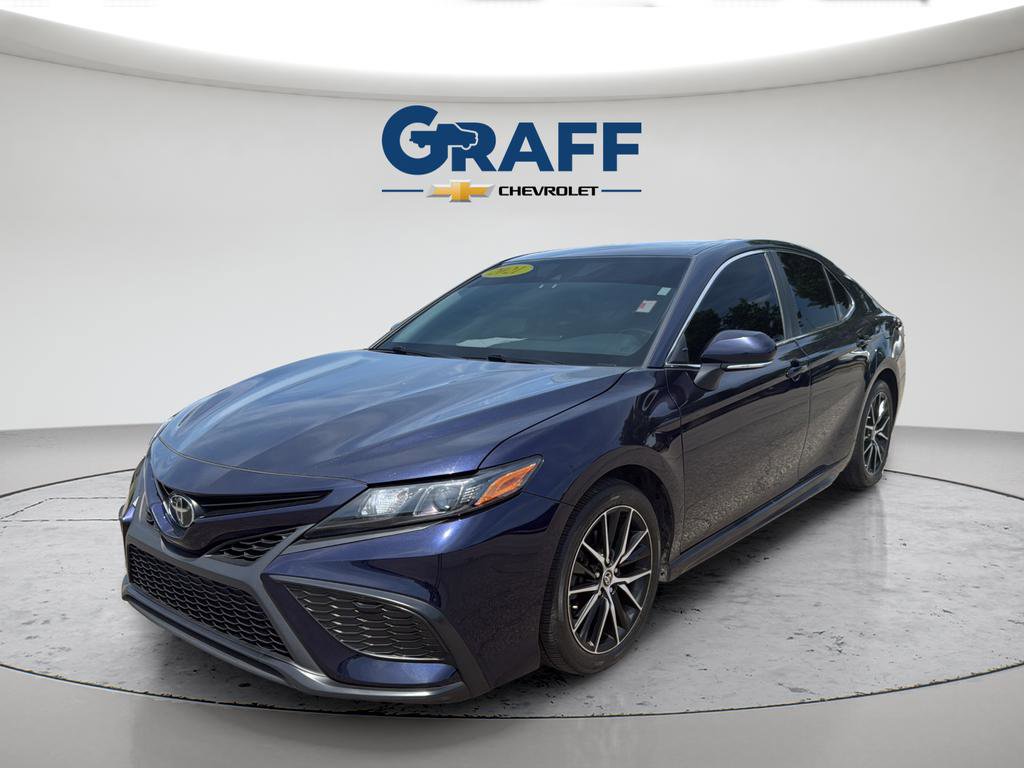 Used 2021 Toyota Camry SE w/ Cold Weather Package