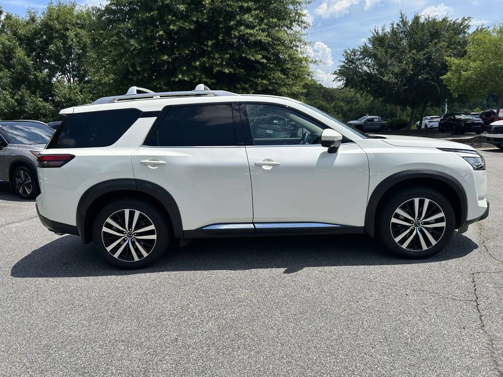 Used 2024 Nissan Pathfinder Platinum w/ Cargo Package FWD image 6
