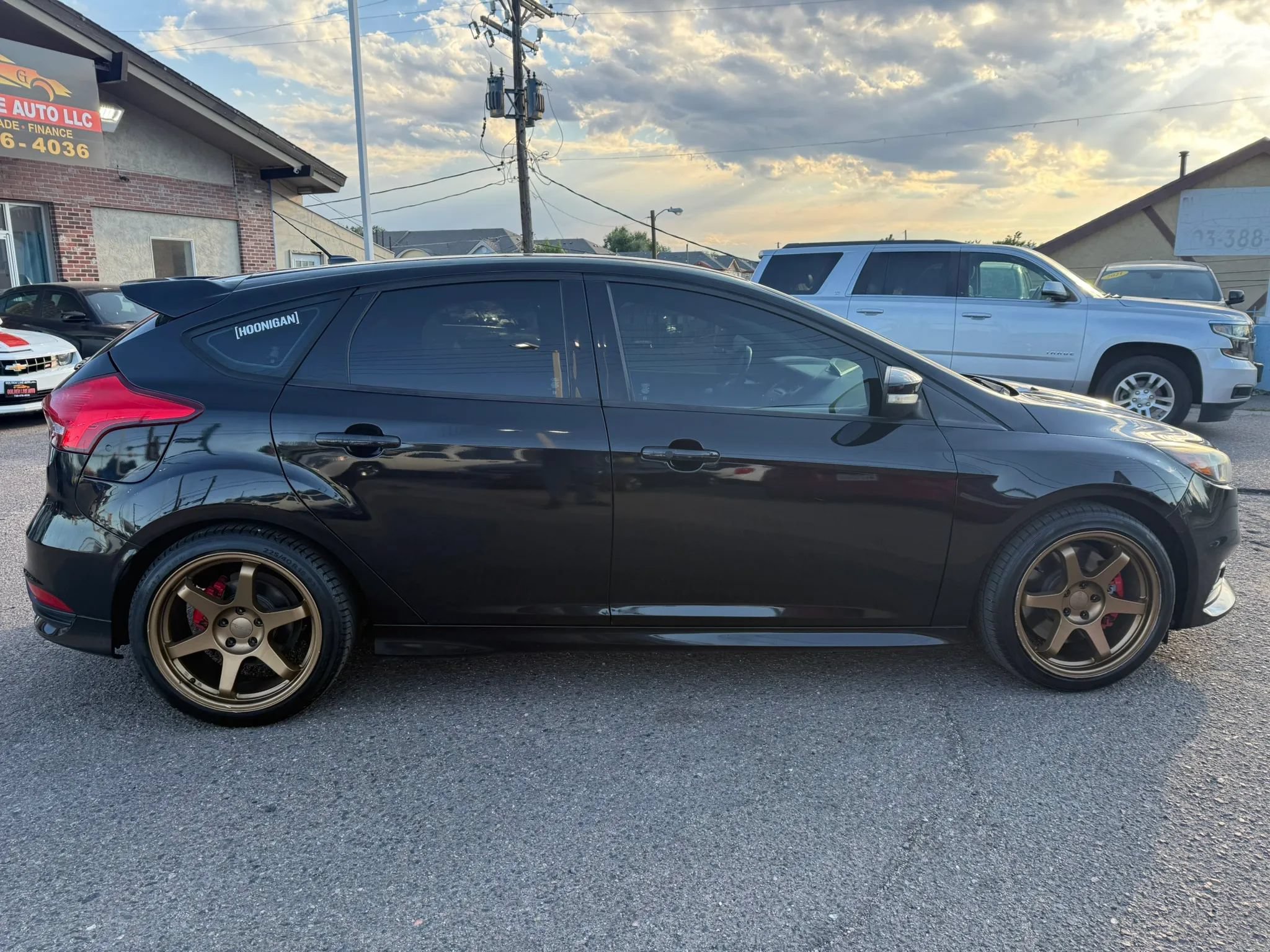 Used 2017 Ford Focus ST FWD image 9