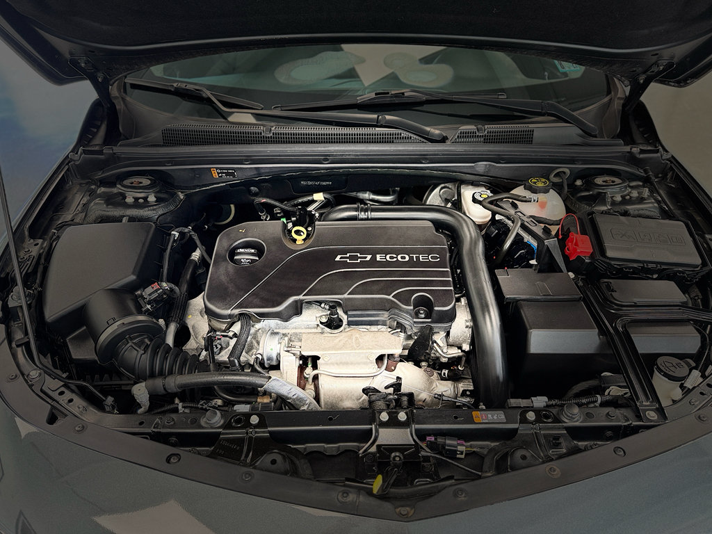 Used 2018 Chevrolet Malibu LT FWD image 32