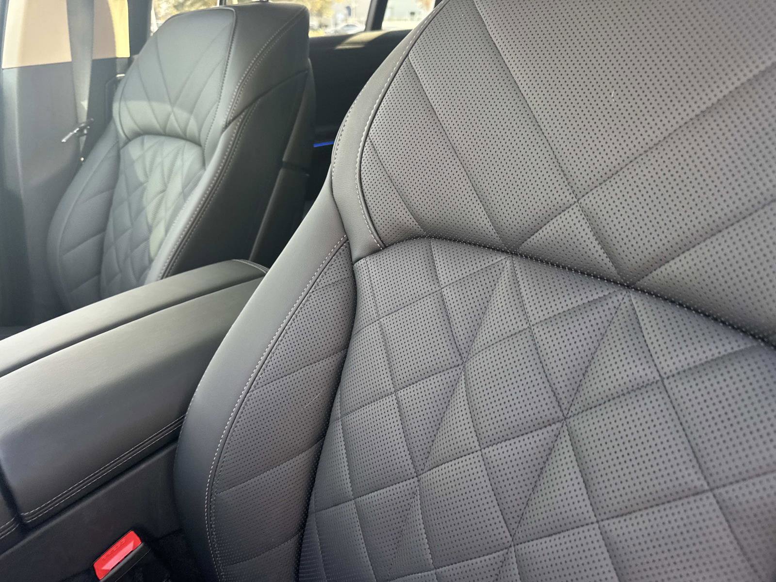 Certified 2026 BMW X7 xDrive40i w/ Premium Package image 21