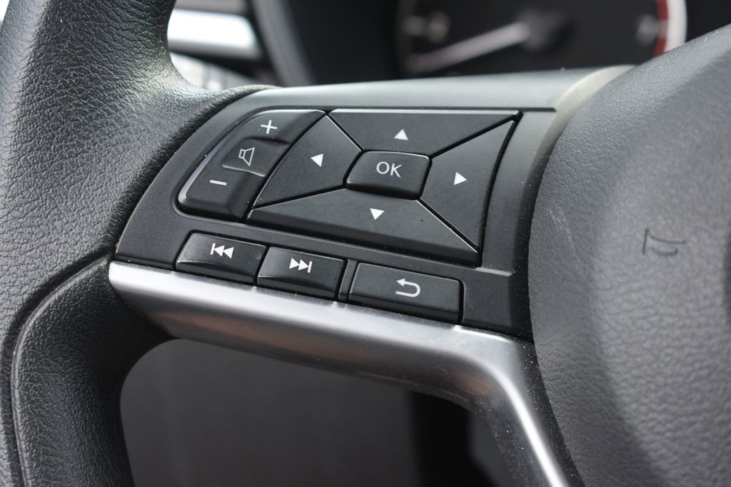 Used 2025 Nissan Altima 2.5 SV image 16