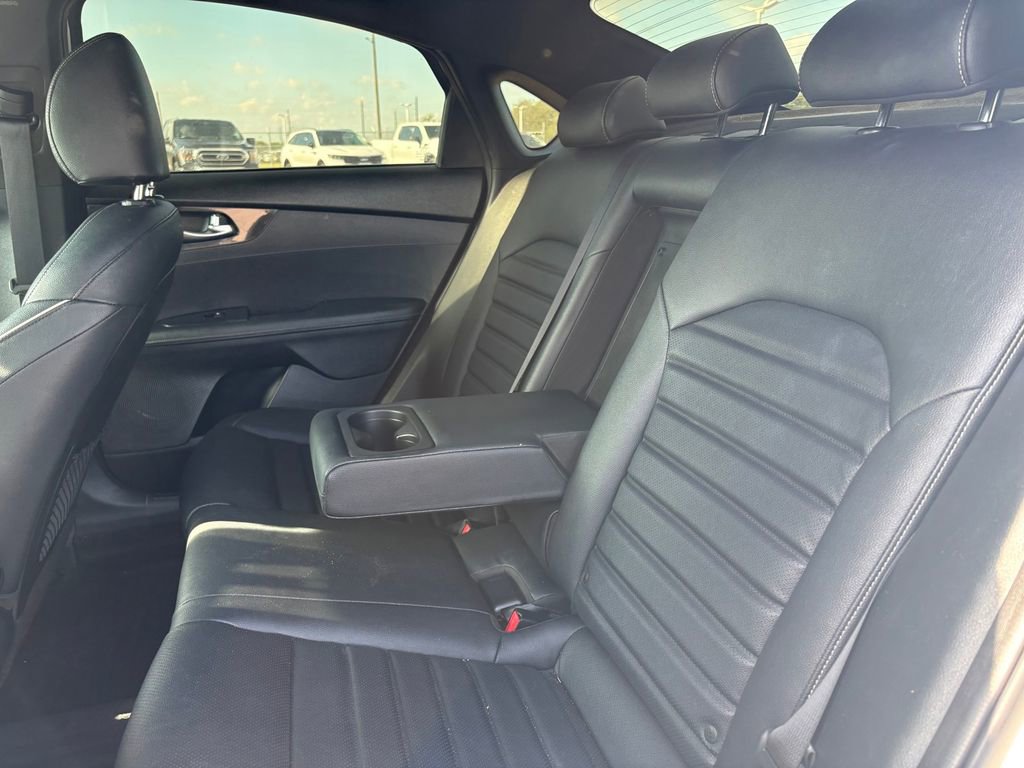 Certified 2024 Kia Forte GT-Line w/ GT-Line Premium Package image 15