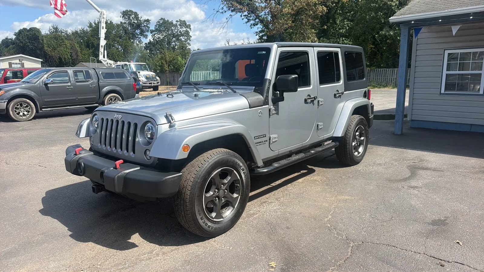 Used 2015 Jeep Wrangler Unlimited Sport w/ Quick Order Package 24S AWD/4WD image 3