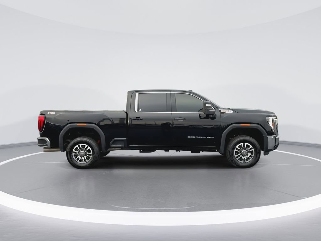 Used 2025 GMC Sierra 2500 SLE w/ SLE Value Package; image 9