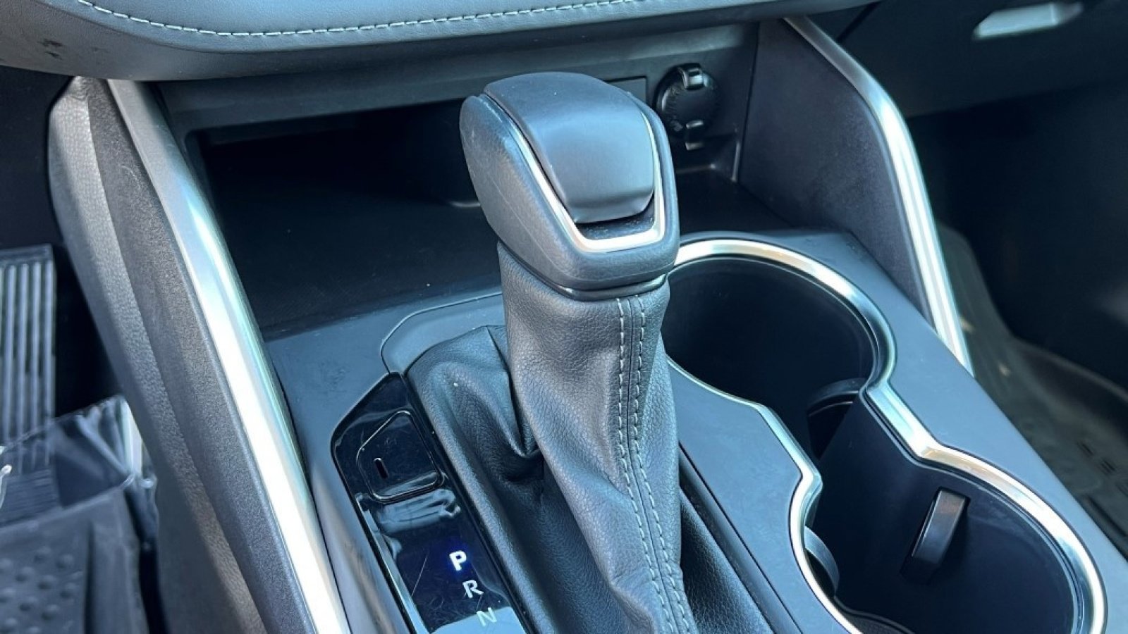 Used 2024 Toyota Highlander XLE image 23