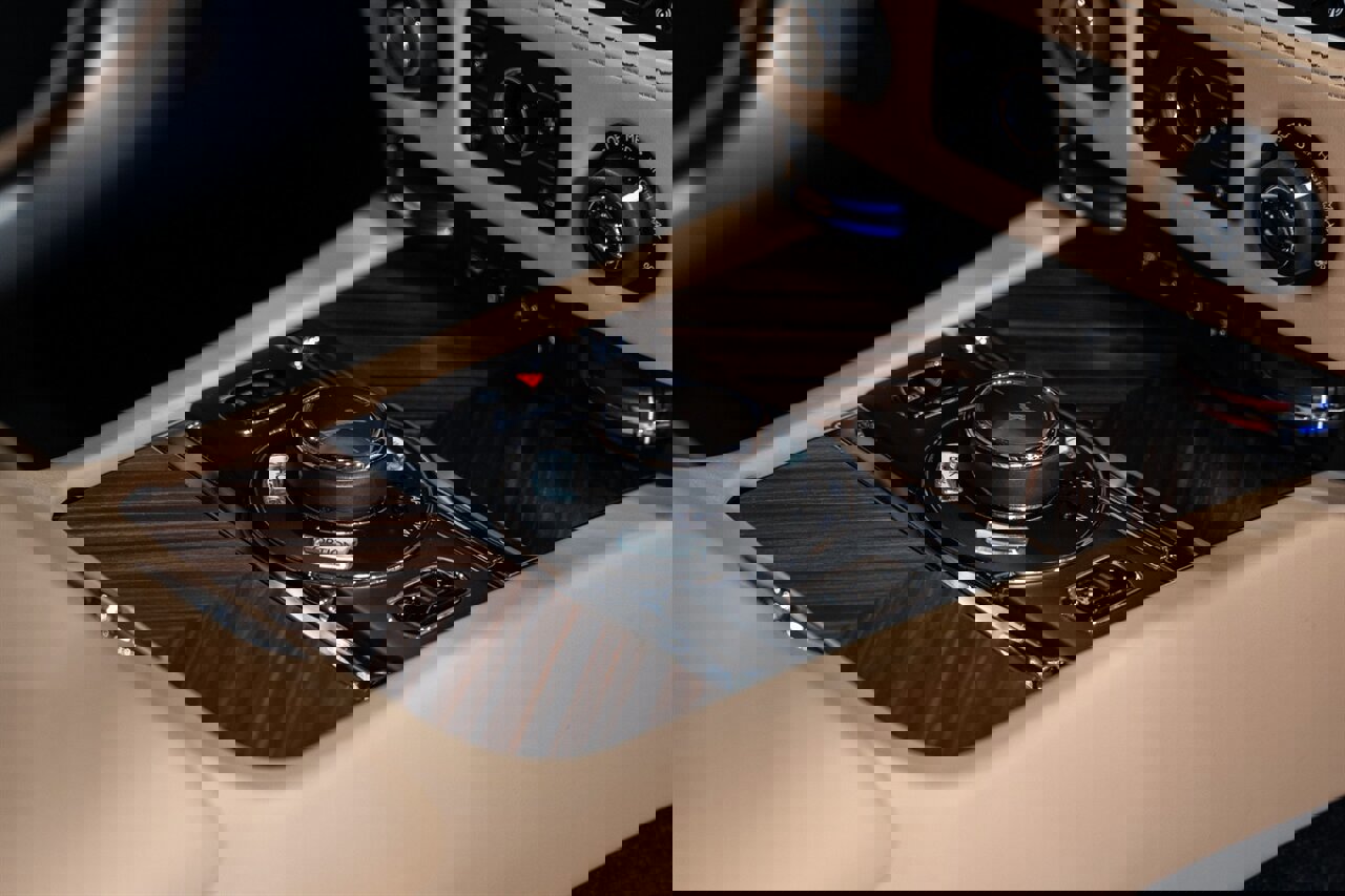 Used 2019 Rolls-Royce Wraith image 54