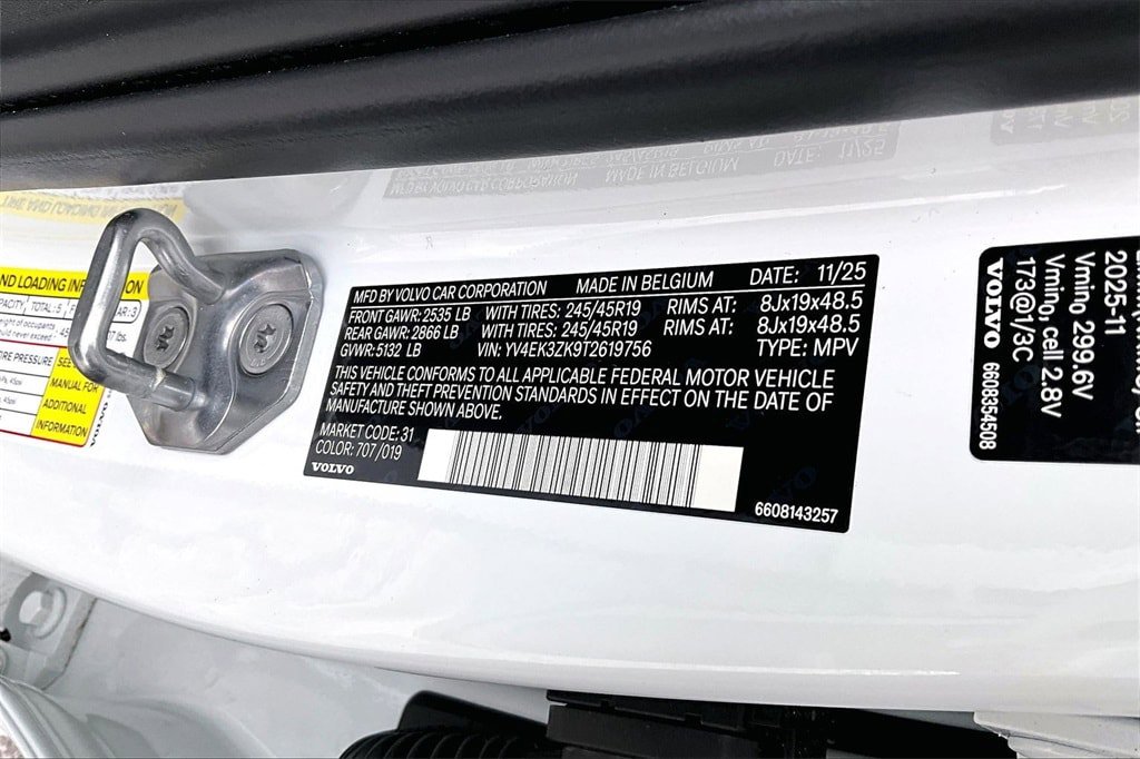 New 2026 Volvo EX30 Plus w/ Climate Package AWD/4WD image 8