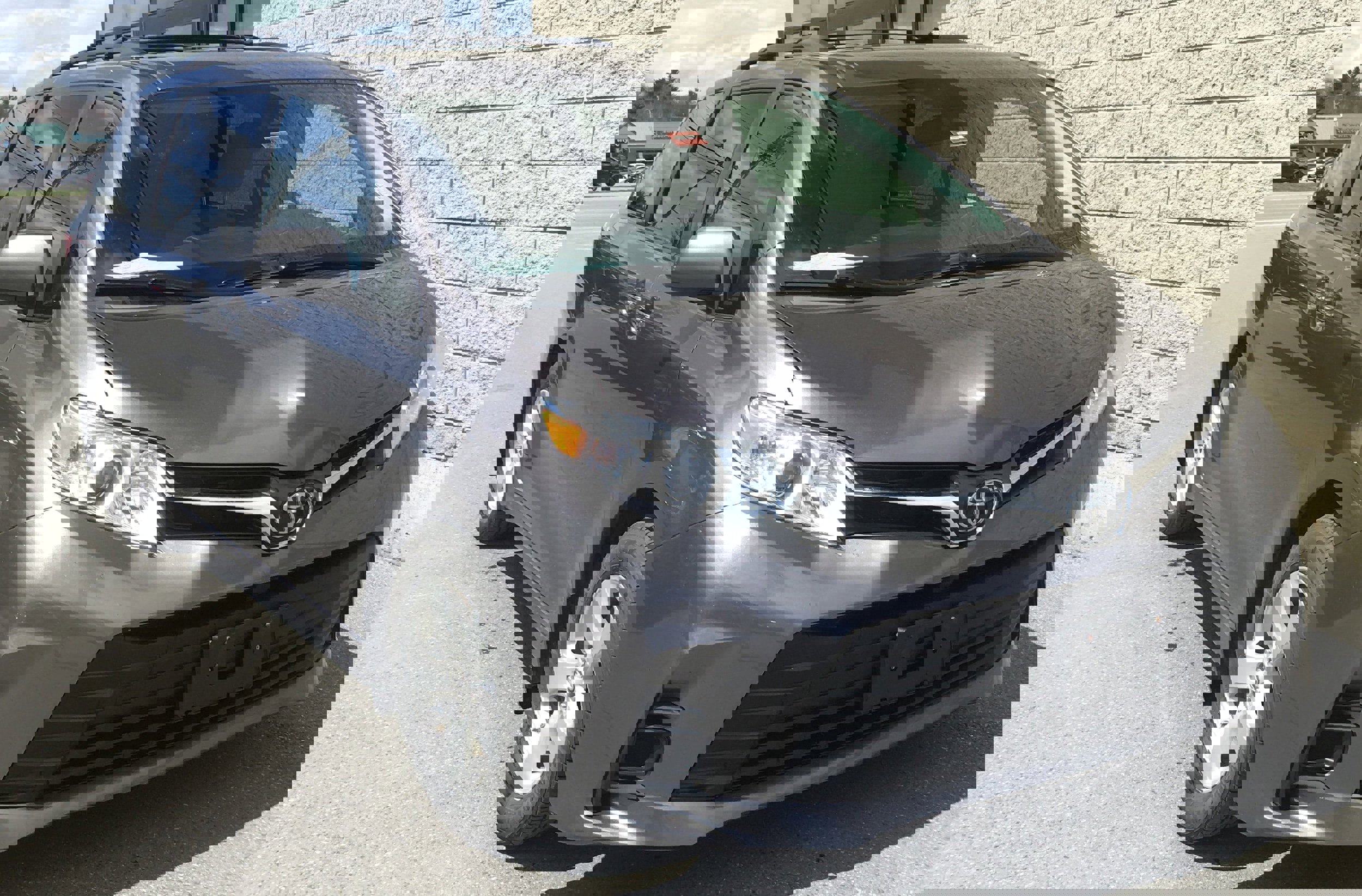 Used 2019 Toyota Sienna LE