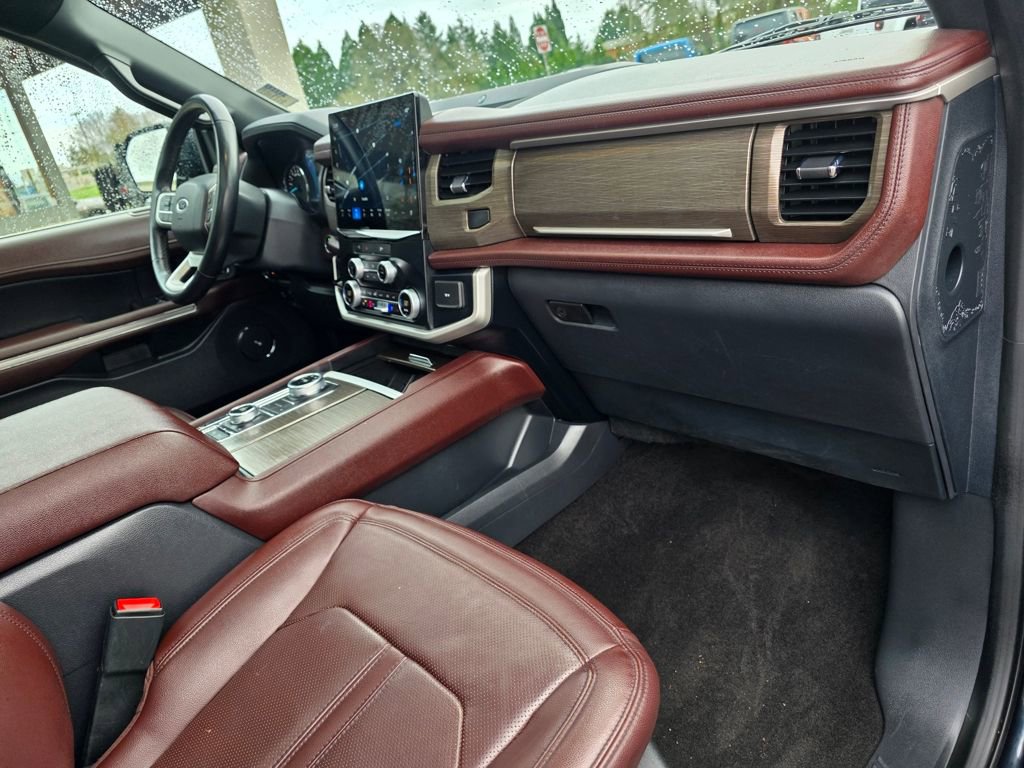 Used 2023 Ford Expedition Limited image 33
