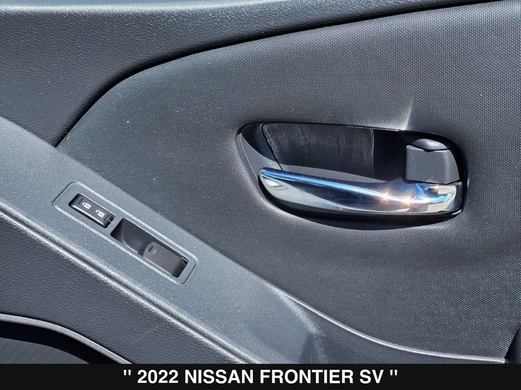 Used 2022 Nissan Frontier SV w/ Technology Package RWD image 30