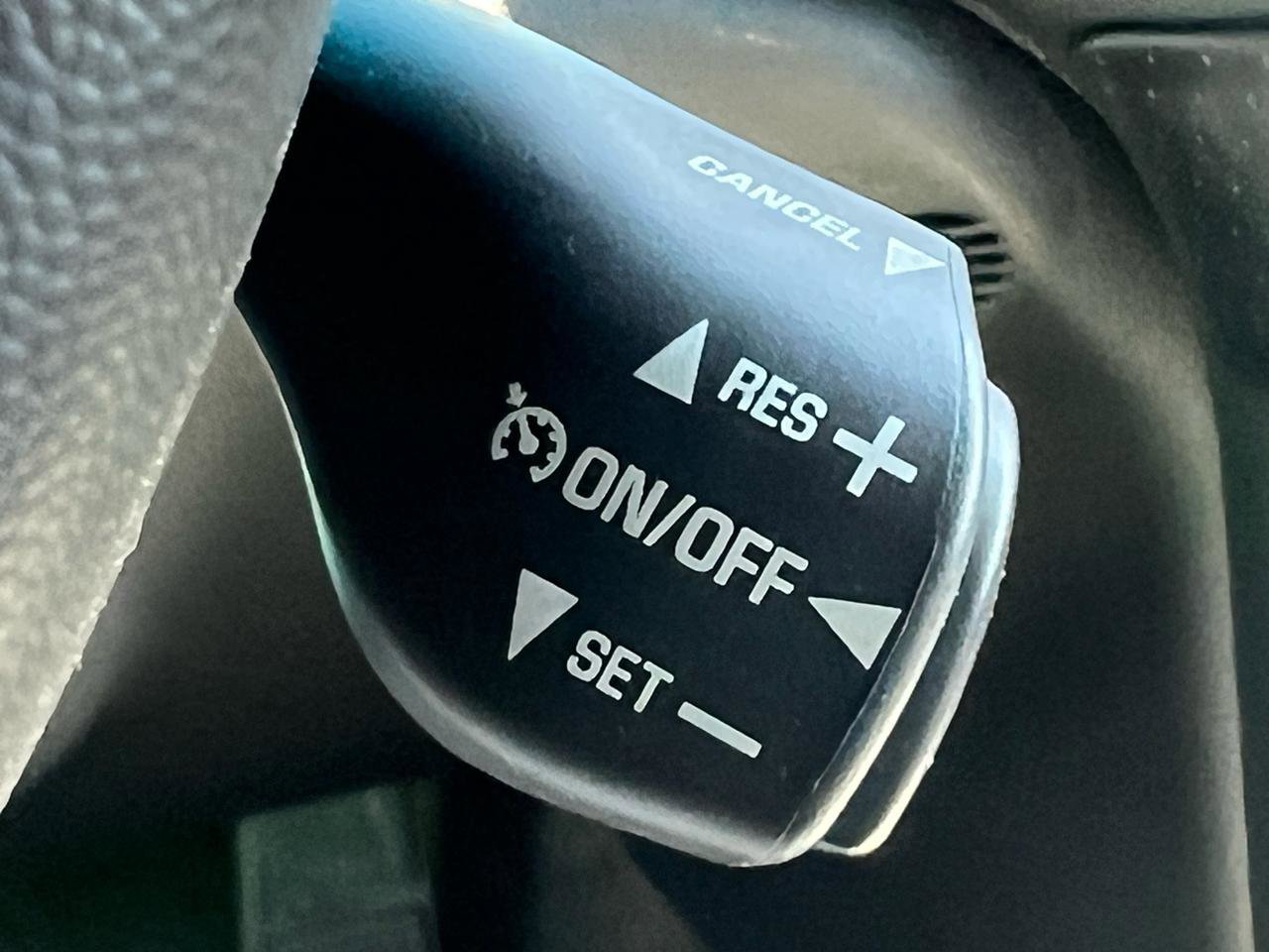 Used 2005 Pontiac Grand Prix GTP w/ Leather Trim Package image 61