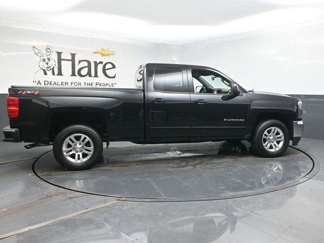 Used 2018 Chevrolet Silverado 1500 LT w/ All Star Edition image 33