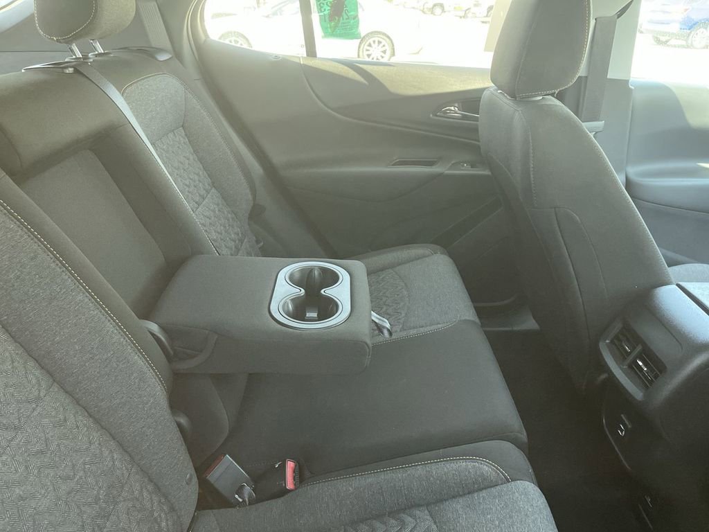 Used 2023 Chevrolet Equinox LT AWD/4WD image 12