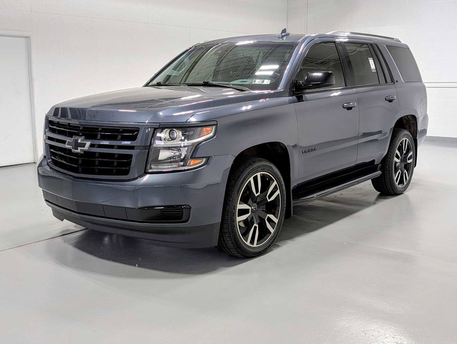 Used 2019 Chevrolet Tahoe LT w/ RST Edition AWD/4WD image 1
