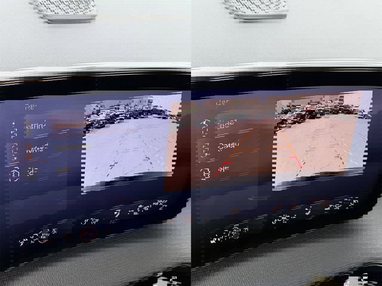 Certified 2025 Buick Enclave Preferred image 19