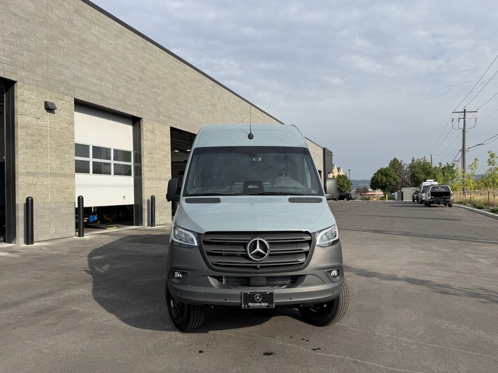 New 2025 Mercedes-Benz Sprinter 2500