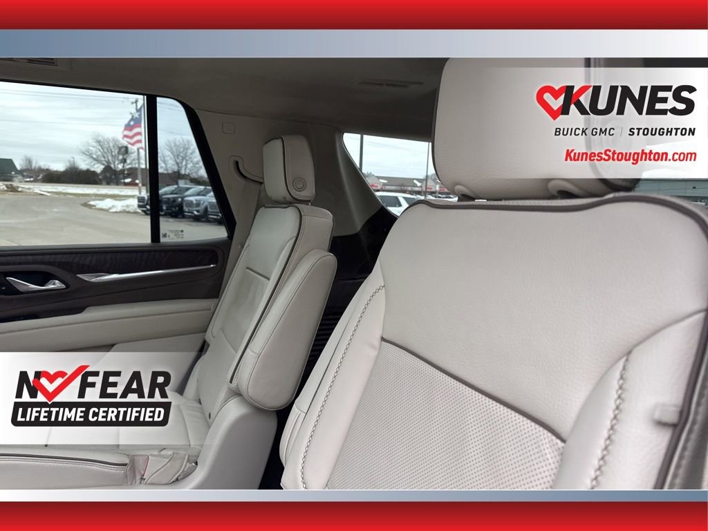 Used 2023 GMC Yukon Denali w/ LPO, Floor Liner Package image 38