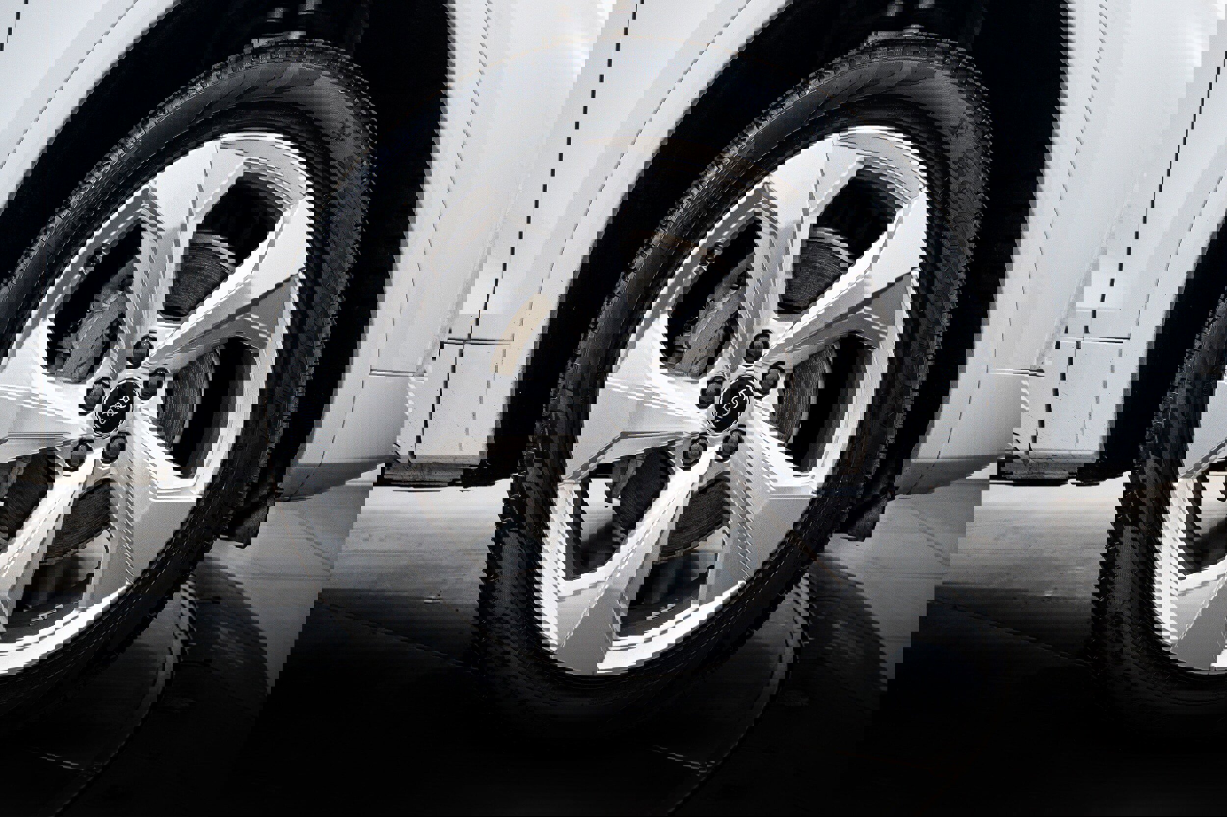 Certified 2025 Audi Q5 2.0T Premium Plus image 22