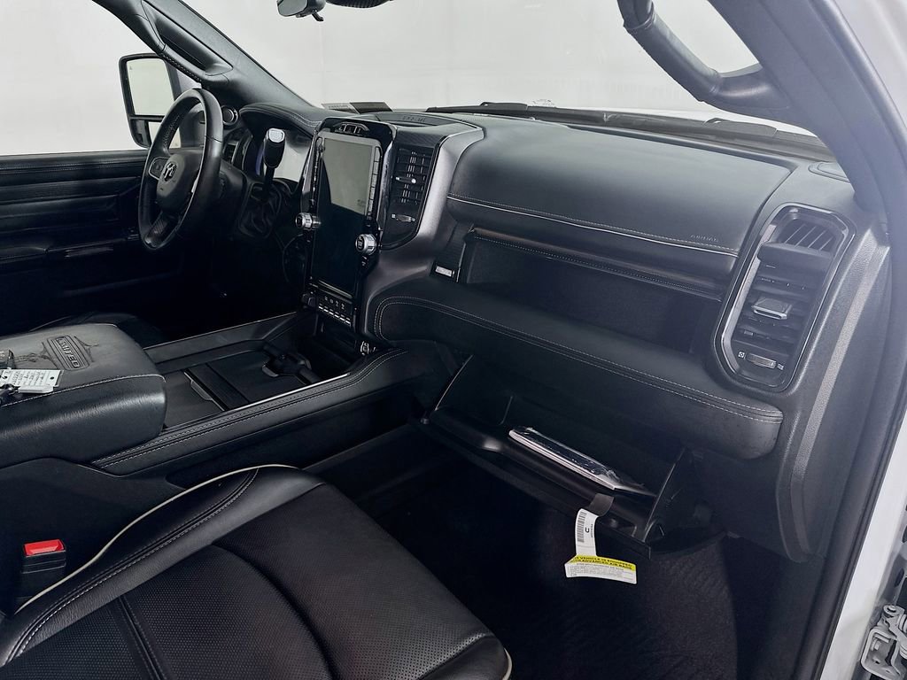 Used 2024 RAM 3500 Limited image 31
