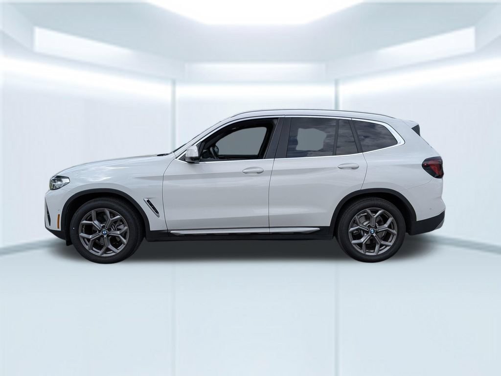 Used 2023 BMW X3 sDrive30i w/ Premium Package RWD image 2