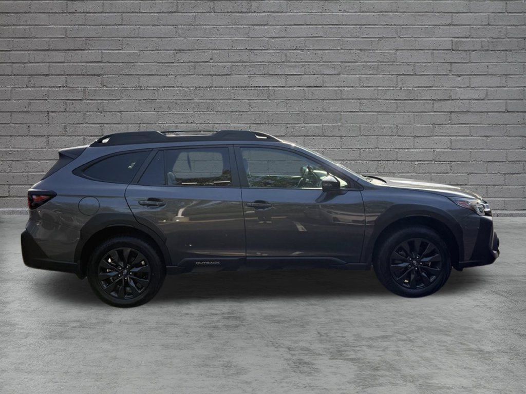 Used 2025 Subaru Outback Onyx Edition XT AWD/4WD image 10