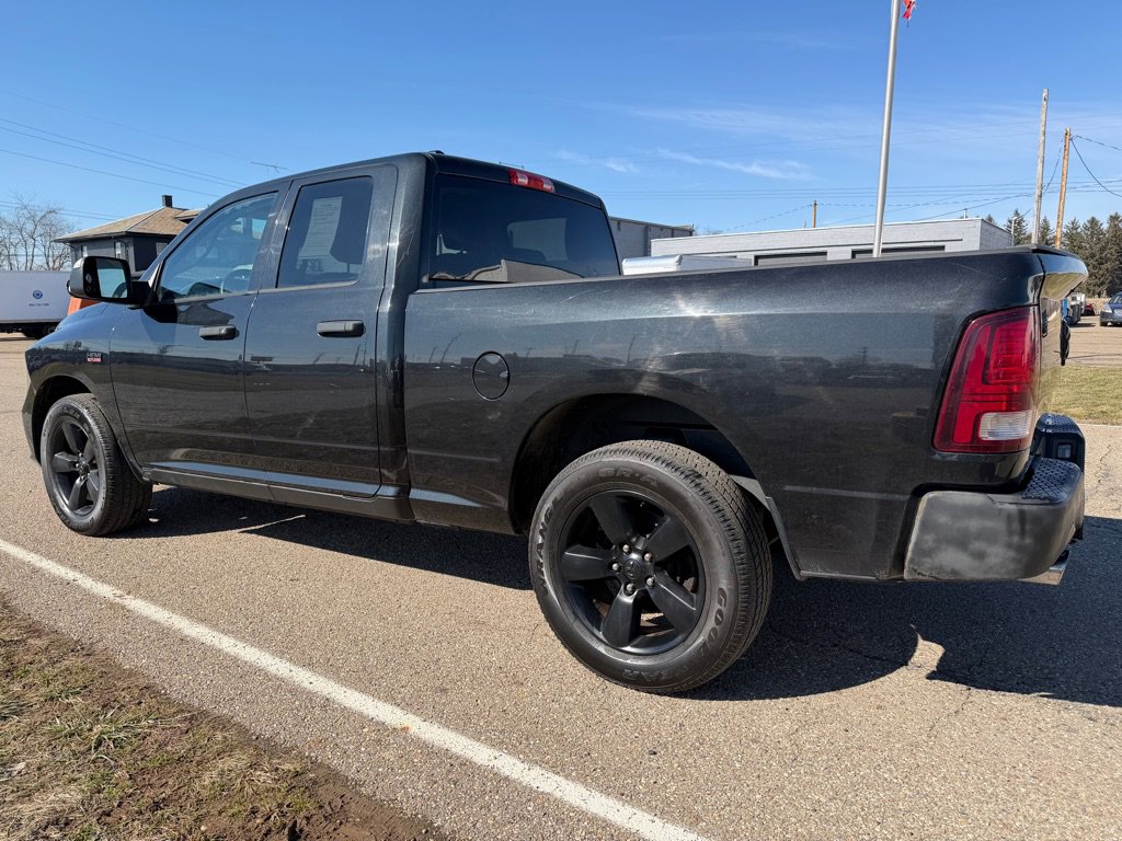 Used 2015 RAM 1500 Express w/ Black Ram 1500 Express Group AWD/4WD image 7