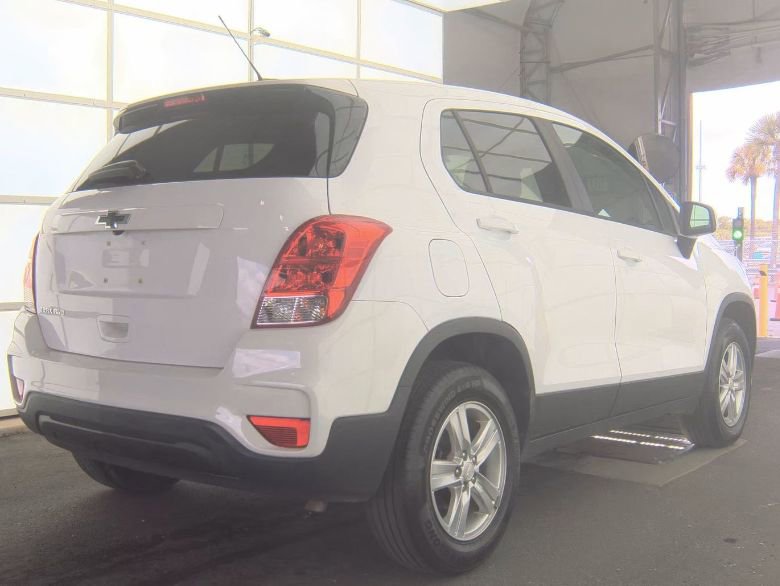 Used 2019 Chevrolet Trax LS w/ Tint and Cruise Package AWD/4WD image 4