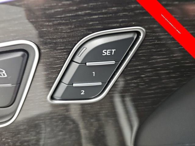 Used 2025 Audi Q7 3.0T Premium Plus image 14