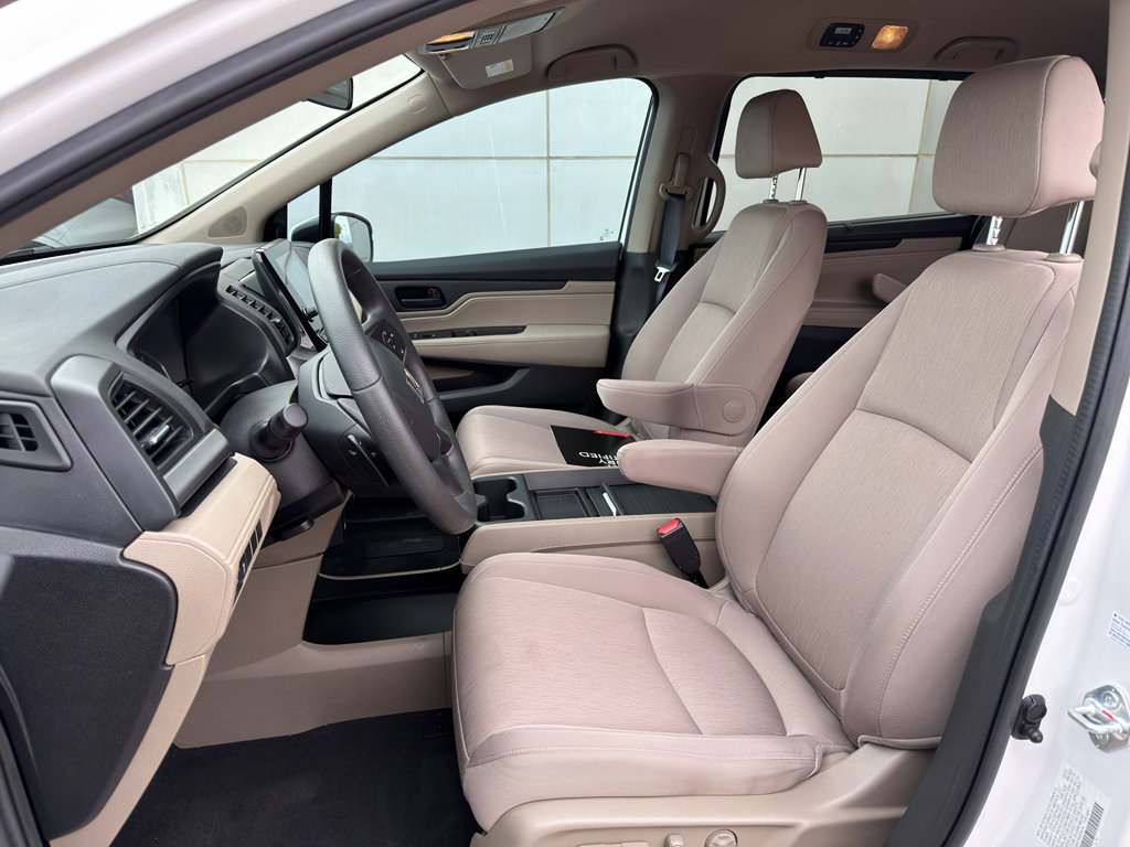 Used 2024 Honda Odyssey EX image 9