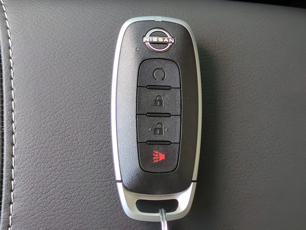 Certified 2026 Nissan Kicks SR FWD image 28