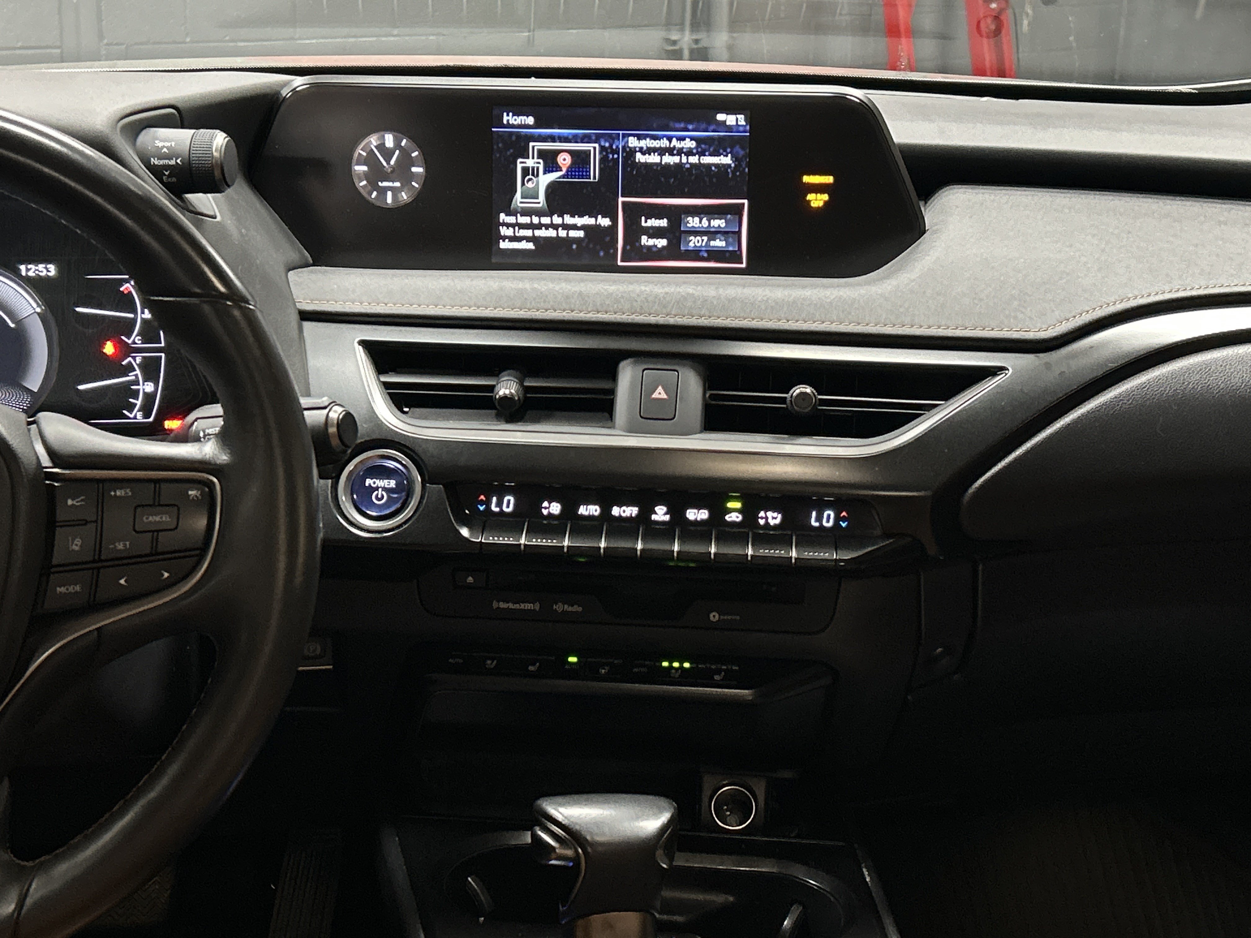 Used 2020 Lexus UX 250h w/ Premium Package AWD/4WD image 31