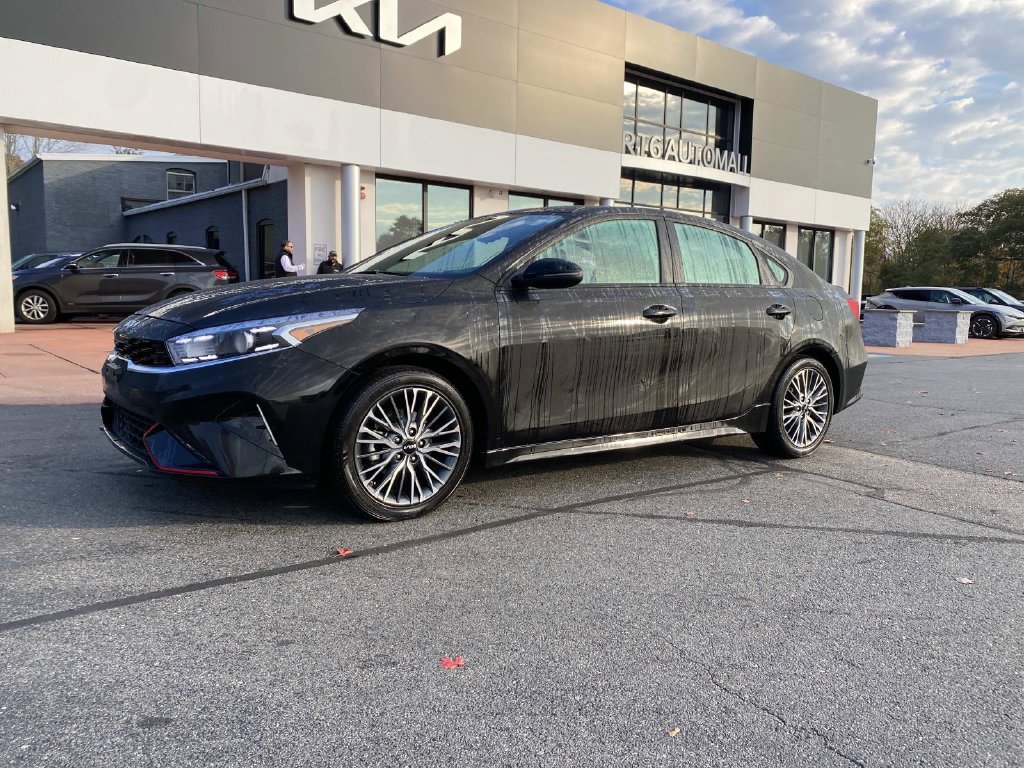 Used 2023 Kia Forte GT-Line FWD image 1