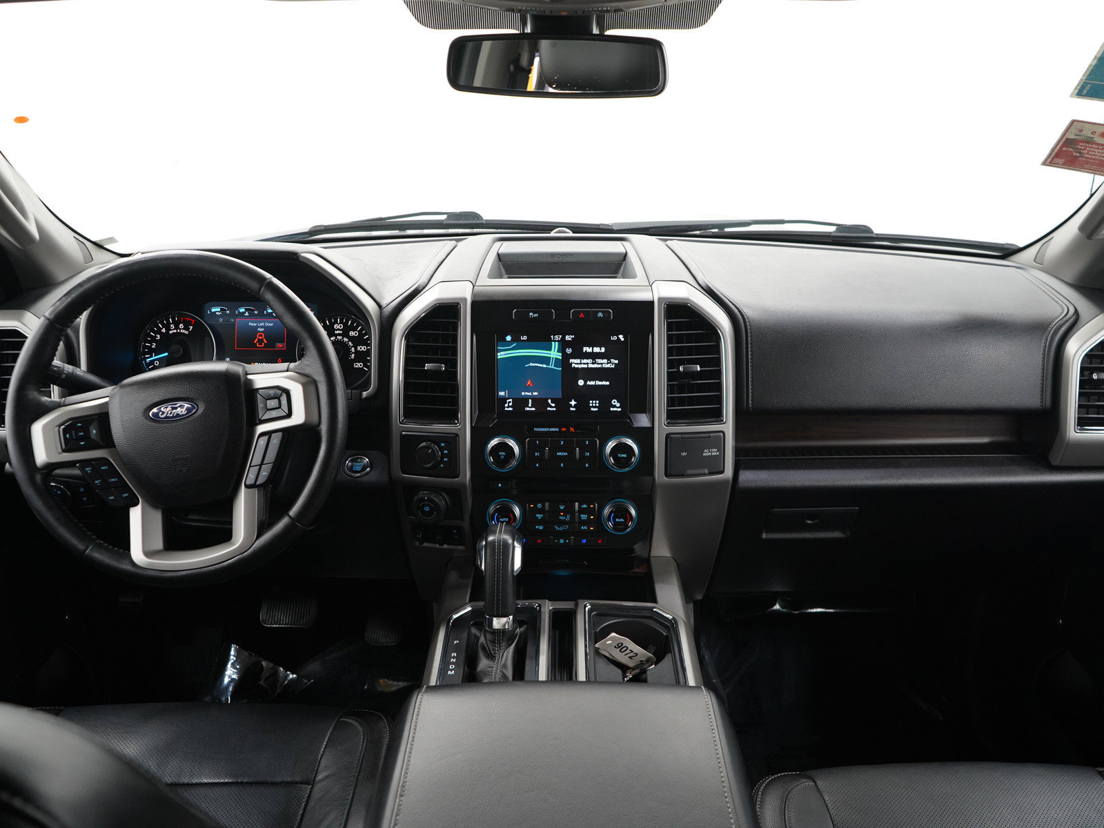 Used 2017 Ford F150 Lariat w/ Equipment Group 502A Luxury AWD/4WD image 13