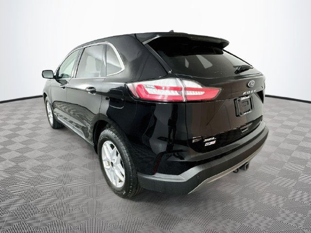 Certified 2024 Ford Edge SEL w/ Convenience Package AWD/4WD image 10
