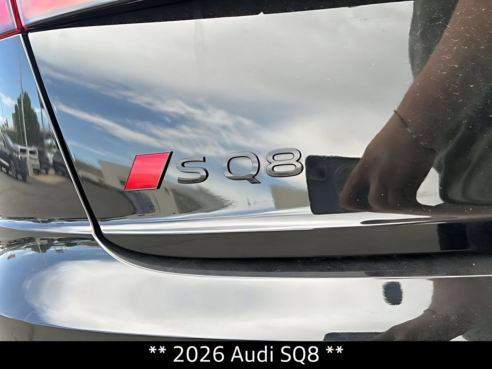 New 2026 Audi SQ8 Prestige AWD/4WD image 11