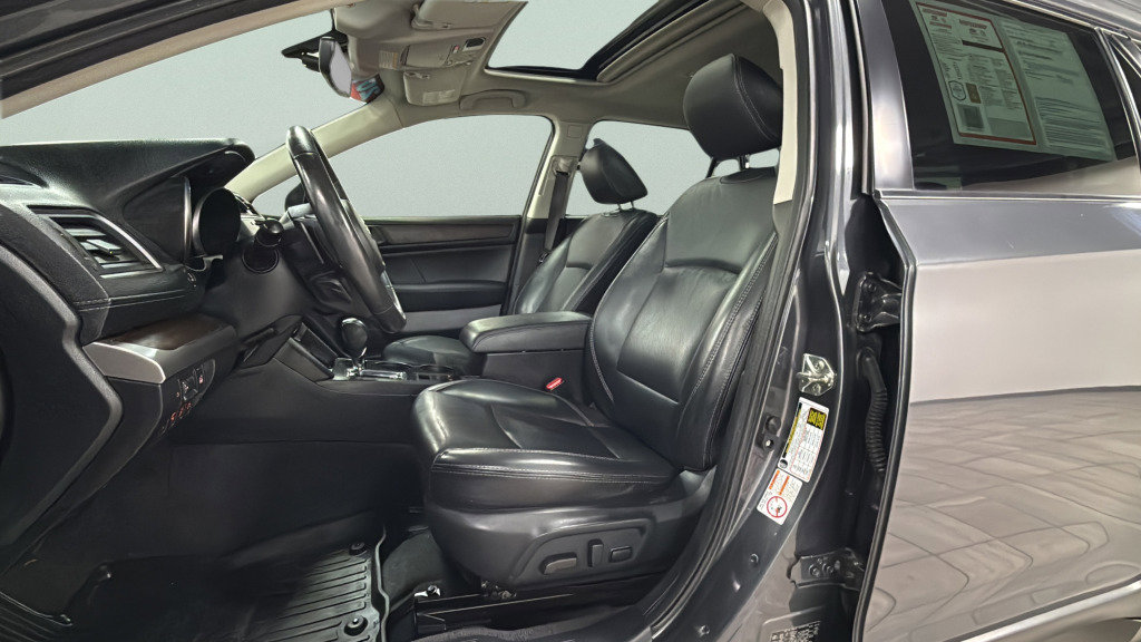 Used 2019 Subaru Outback 2.5i Limited image 16