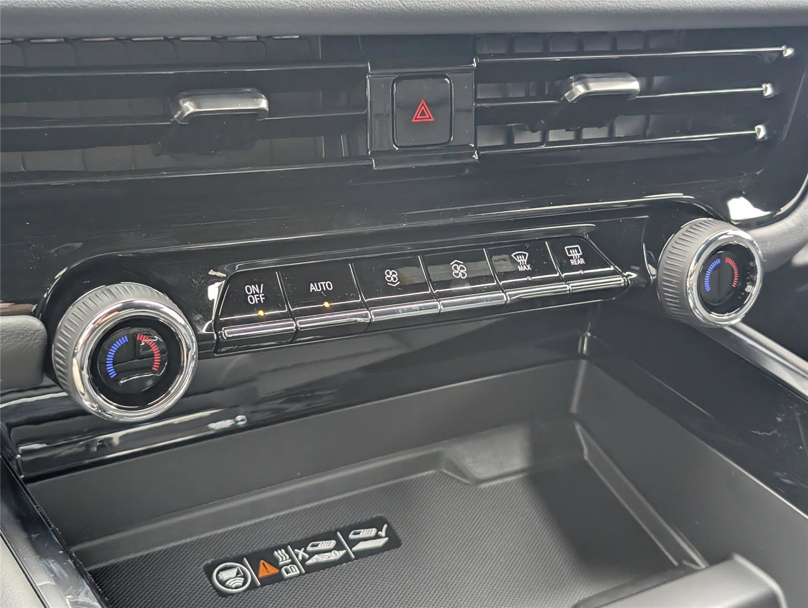 New 2026 Chevrolet Tahoe High Country image 15