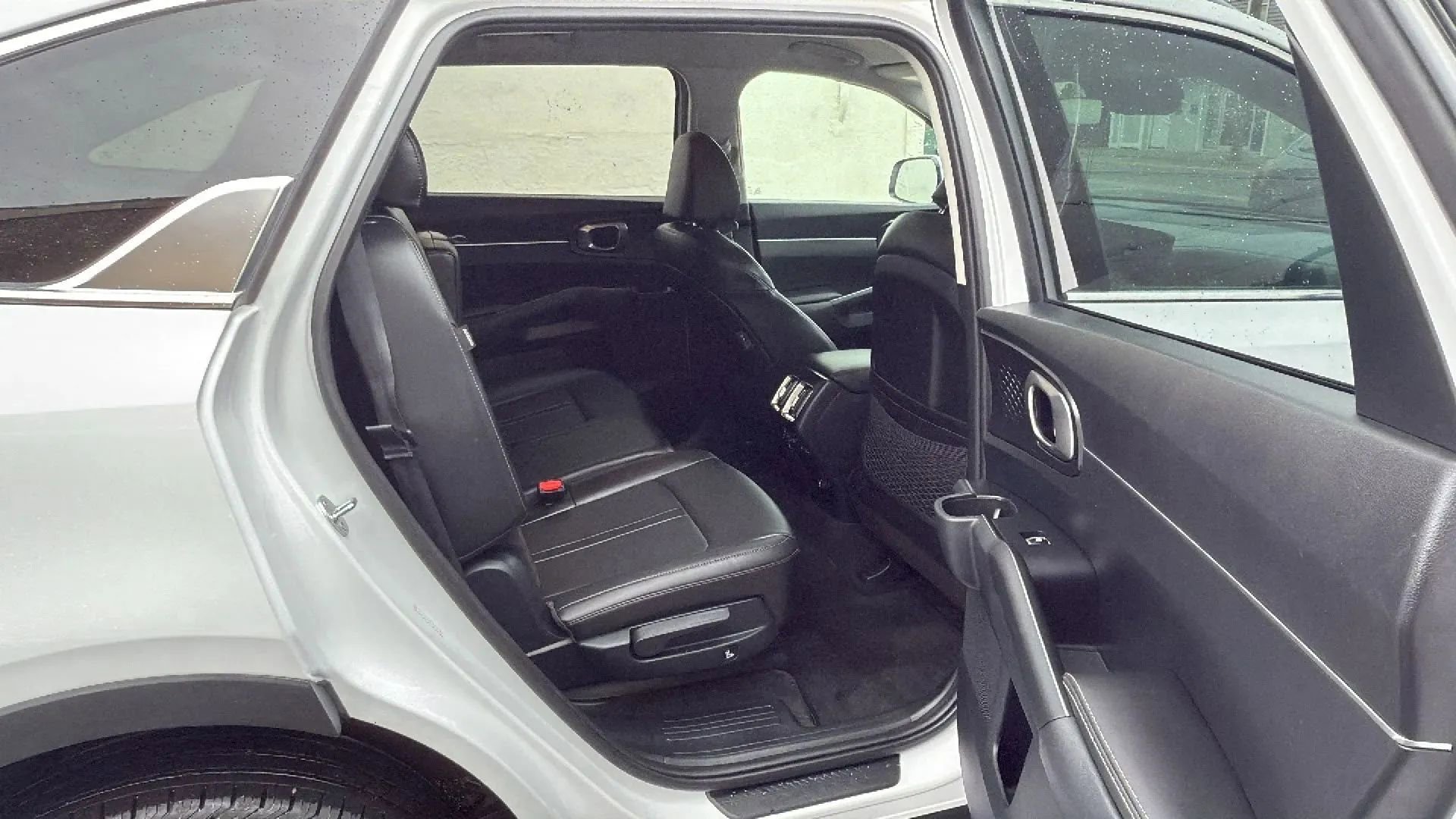 Used 2024 Kia Sorento S AWD/4WD image 26