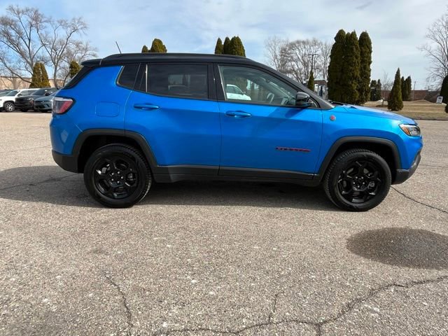 Used 2024 Jeep Compass Trailhawk image 6