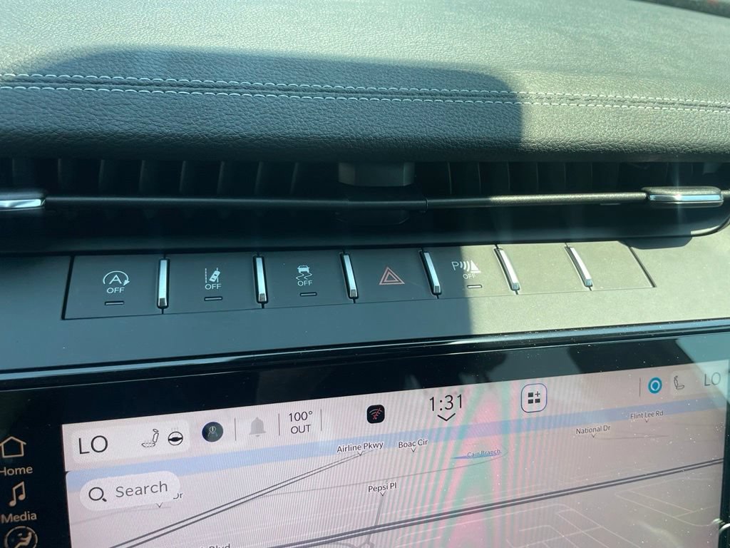 New 2026 Jeep Grand Cherokee Altitude AWD/4WD image 20