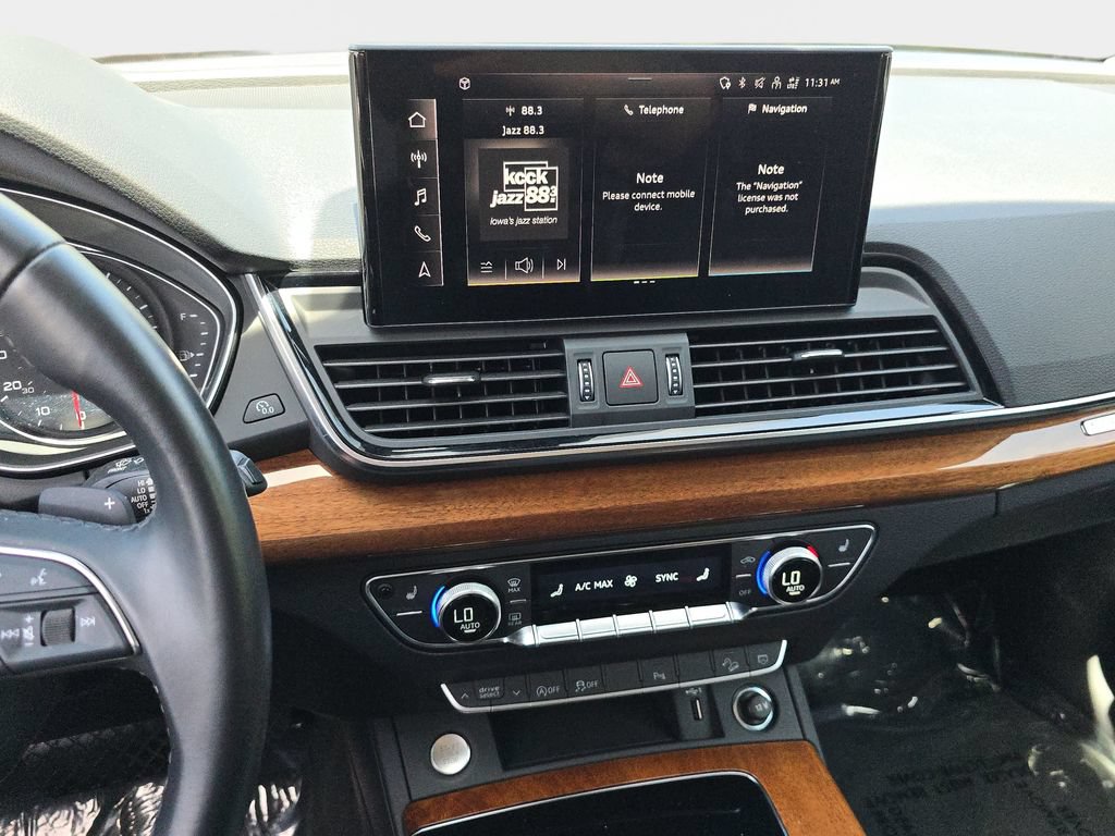 Used 2023 Audi Q5 2.0T Premium w/ Convenience Package AWD/4WD image 26