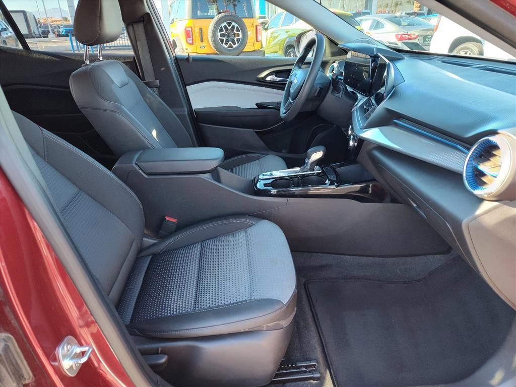 Certified 2024 Chevrolet Trax LT image 11