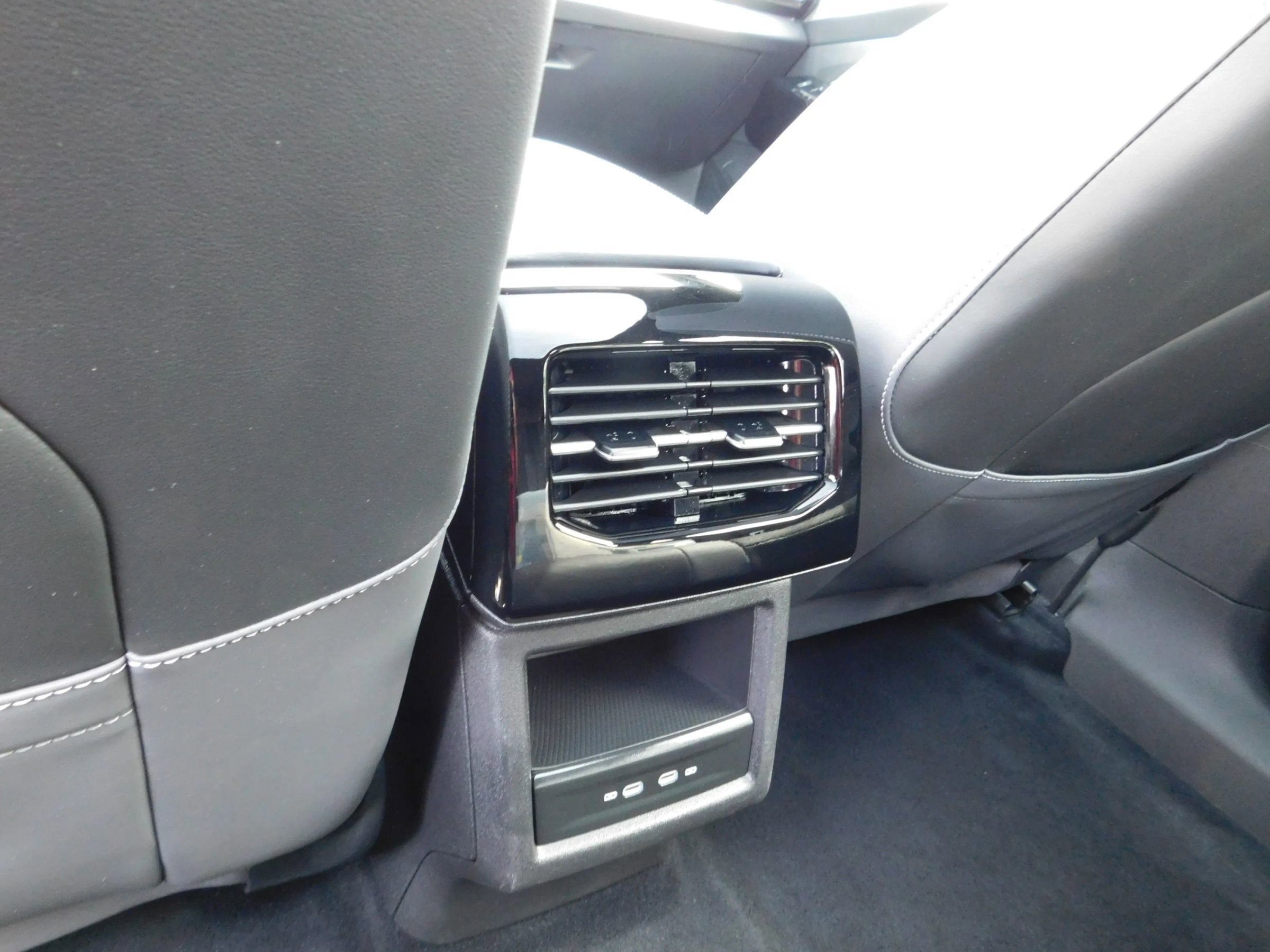 Used 2023 Volkswagen ID.4 Pro S image 13